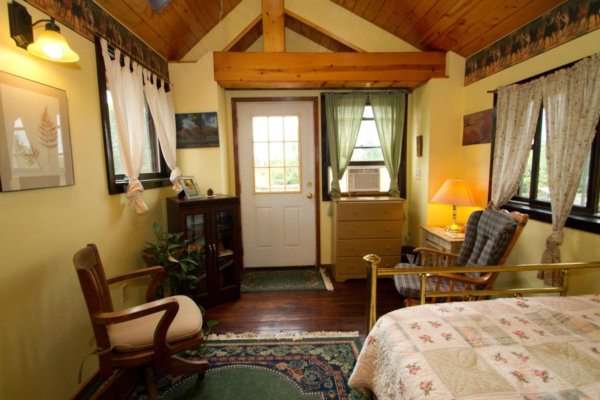 White Horse Stable Apartment Бейфийлд Екстериор снимка